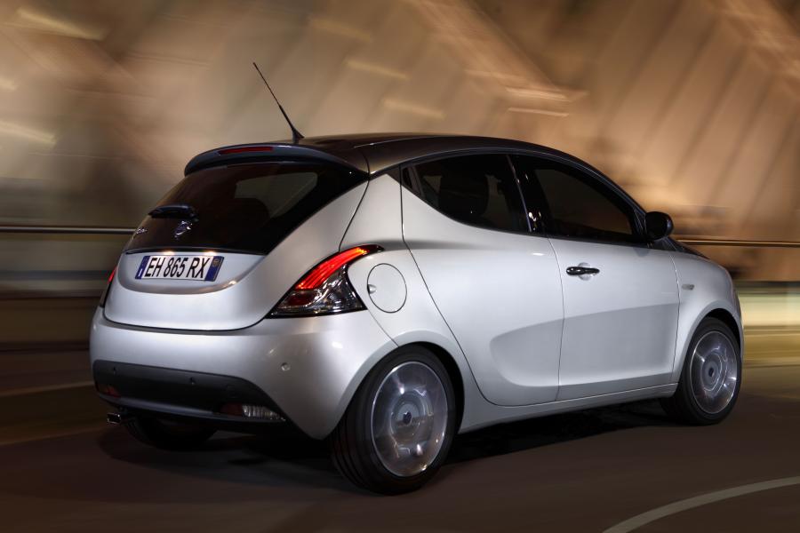  Lancia Ypsilon 2011 года  (фото 65 из 96)
